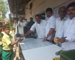 Fruits and Sweets Distribution in 14 Oct 2015